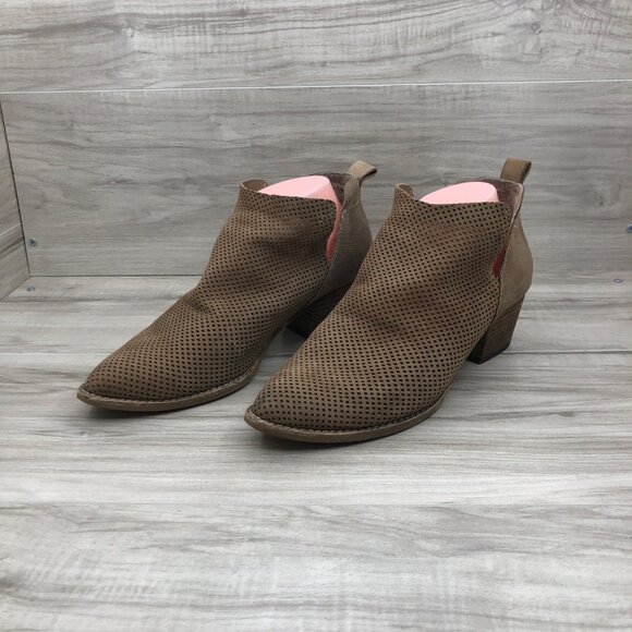 Dolce Vita Ankle Boots Women's 9.5 Brown Suede Slip On Booties - Picture 3 of 11
